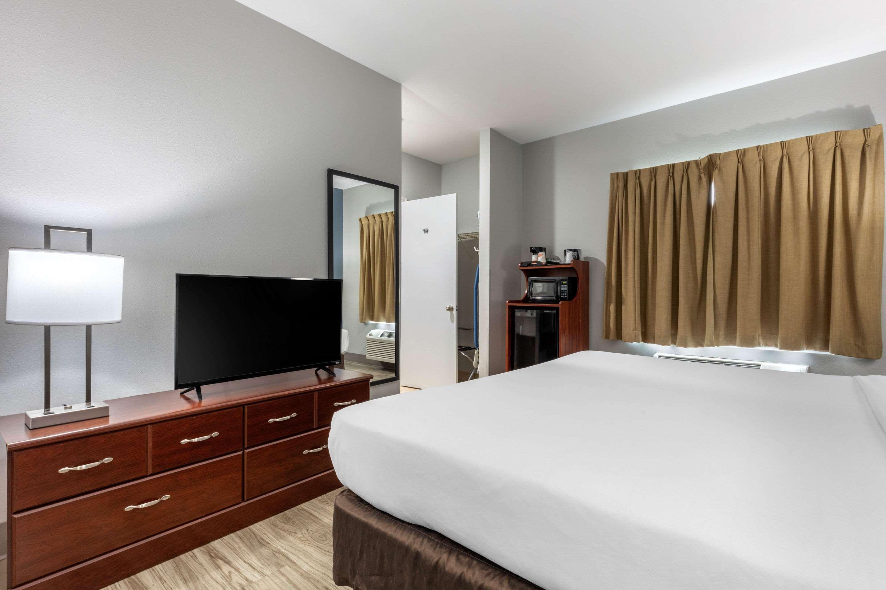 Quality Inn & Suites Demopolis Exterior foto