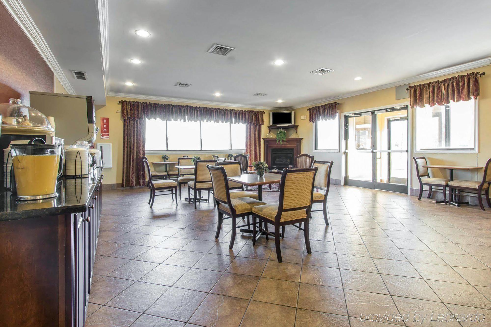 Quality Inn & Suites Demopolis Exterior foto